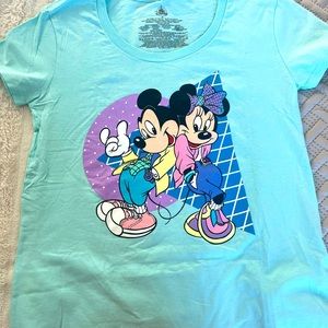 Disney shirt women’s